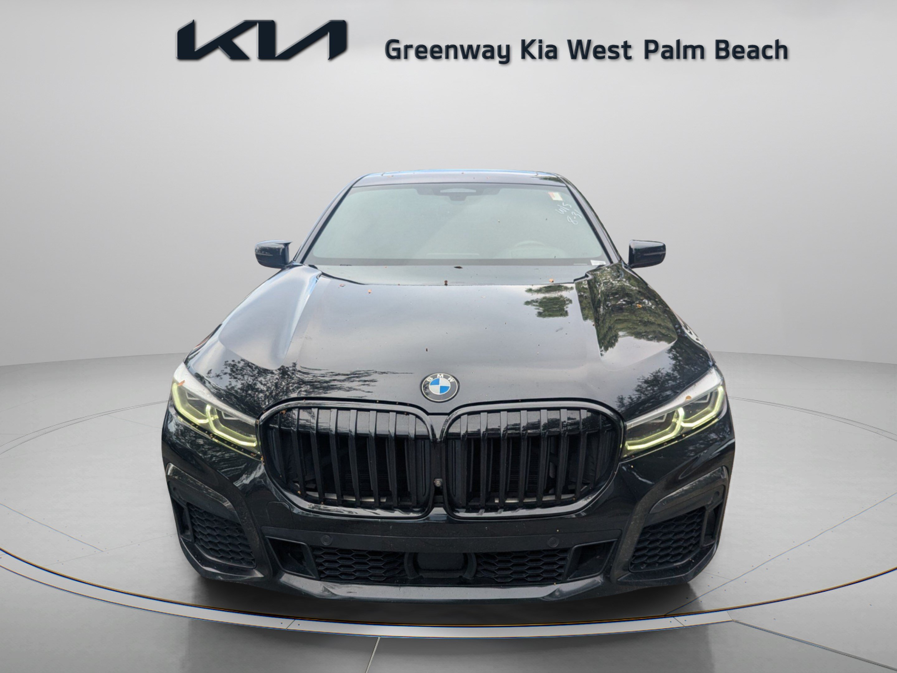 Used 2021 BMW 750i xDrive w/ Luxury Rear Seating Package AWD/4WD image 2