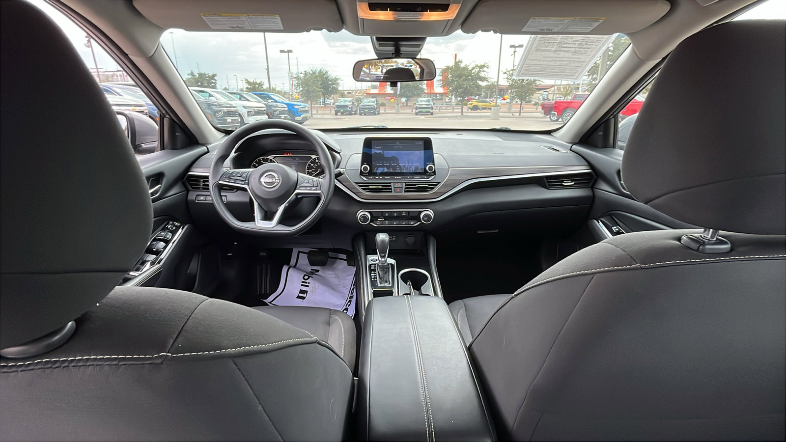 Used 2023 Nissan Altima 2.5 SV image 25