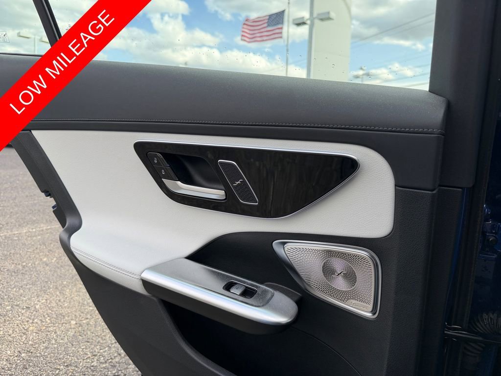 Used 2024 Mercedes-Benz C 300 4MATIC Sedan image 33