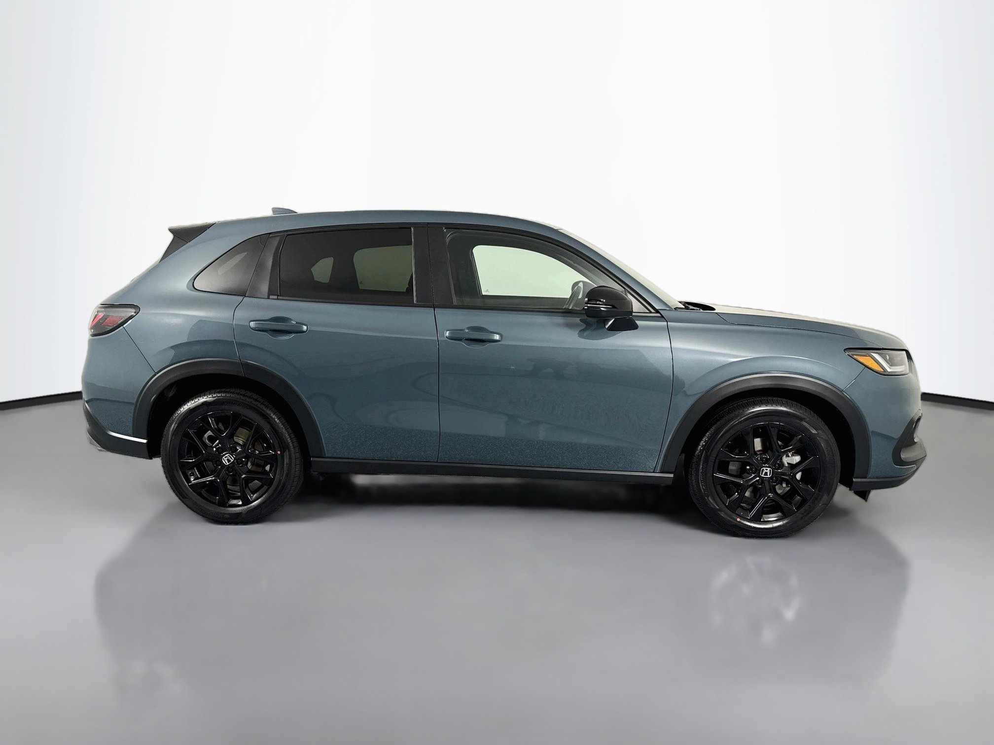 Certified 2024 Honda HR-V Sport image 4