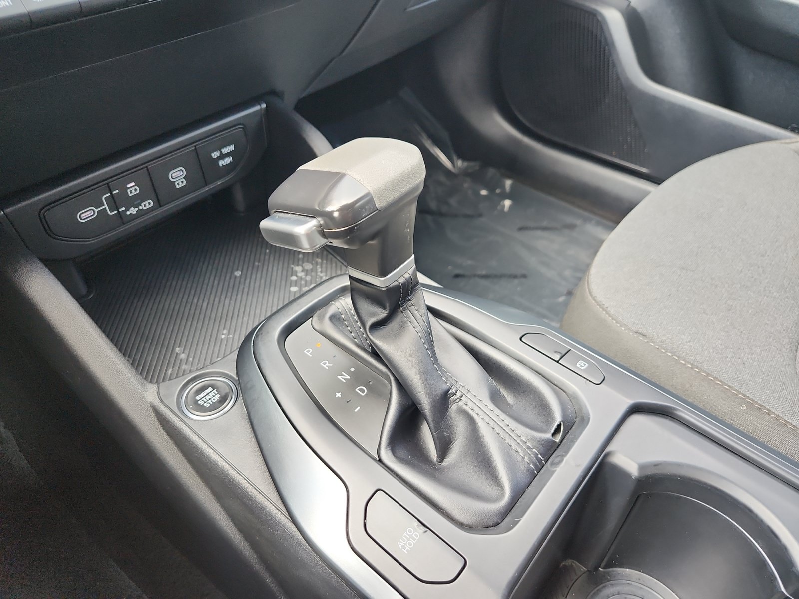 Used 2025 Kia K4 FWD image 20