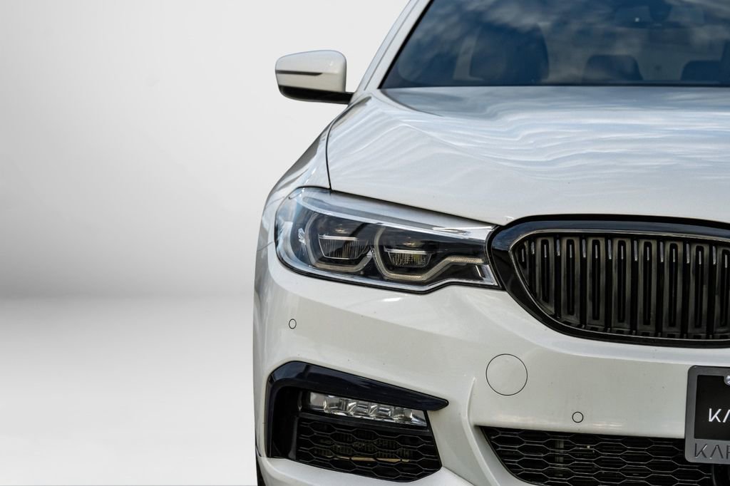 Used 2018 BMW 540i xDrive w/ M Sport Package image 58