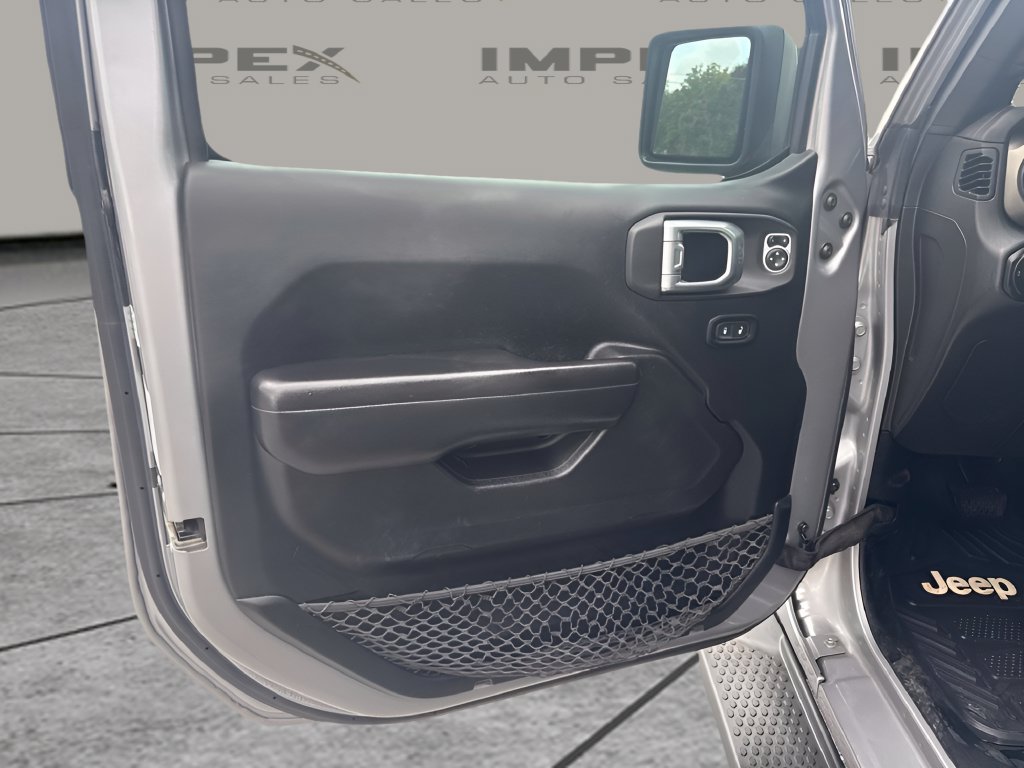 Used 2019 Jeep Wrangler Unlimited Sport S AWD/4WD image 16