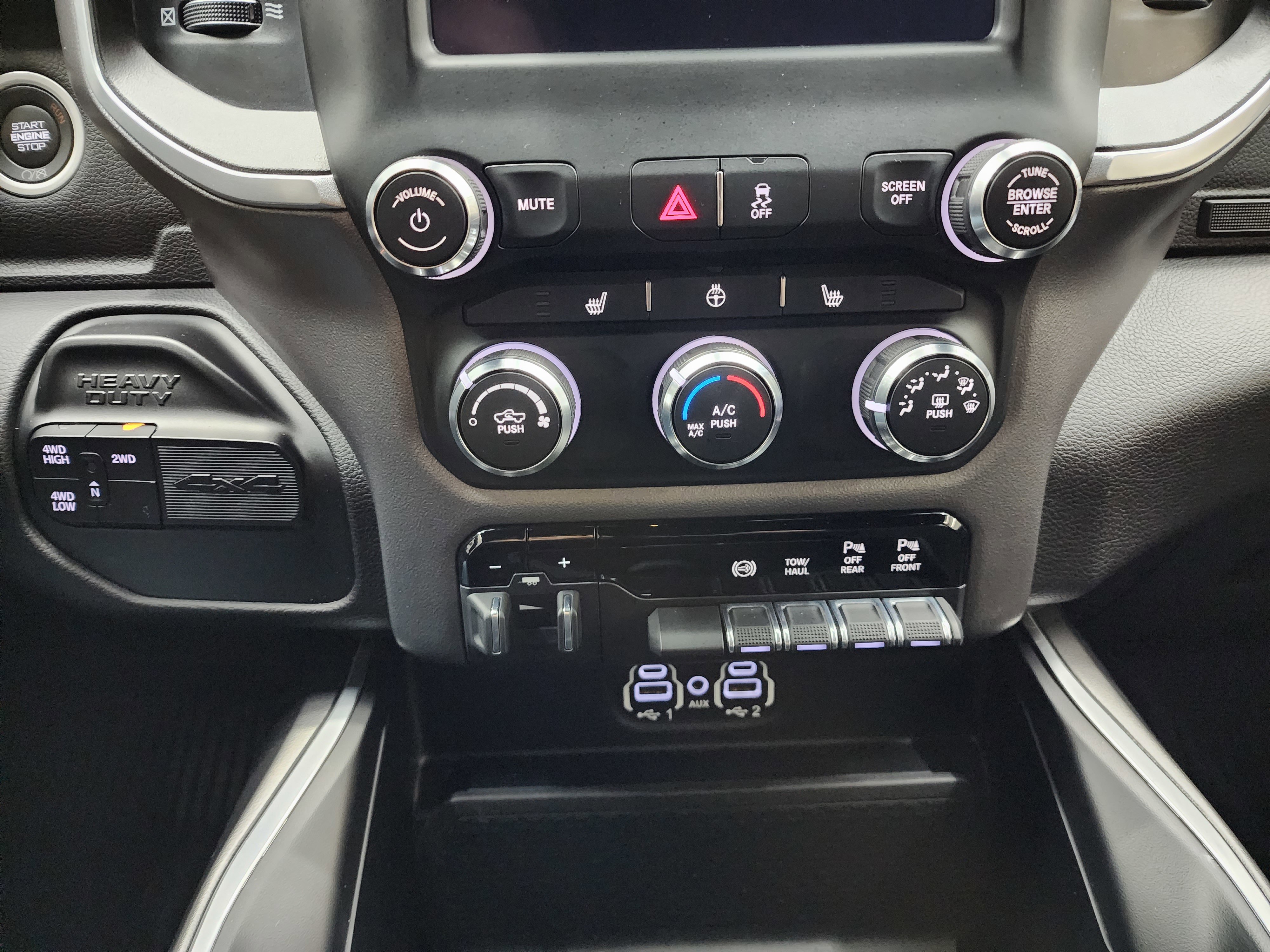 Used 2023 RAM 3500 Big Horn w/ Night Edition image 15