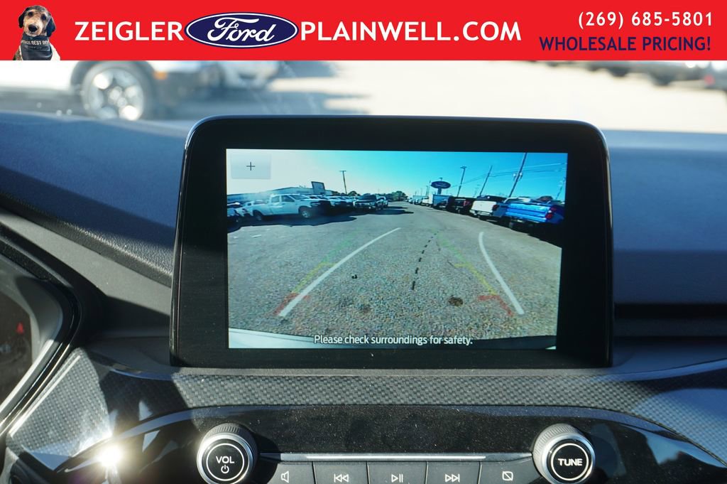 Used 2025 Ford Escape ST-Line image 18