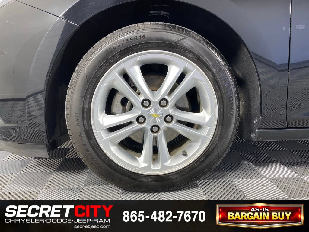 Used 2018 Chevrolet Cruze LT w/ Convenience Package FWD image 9