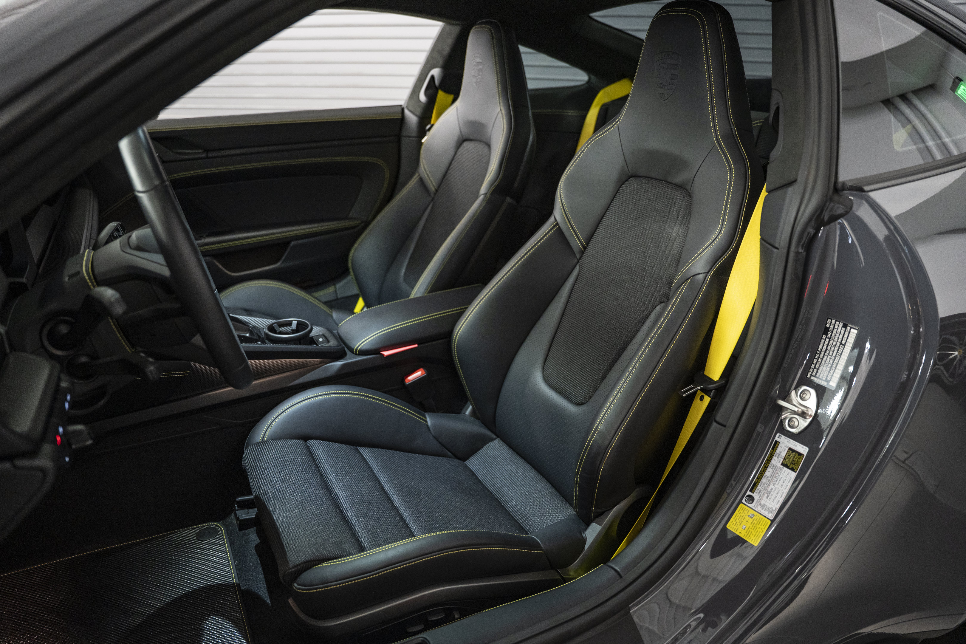 Used 2025 Porsche 911 GT3 RWD image 29