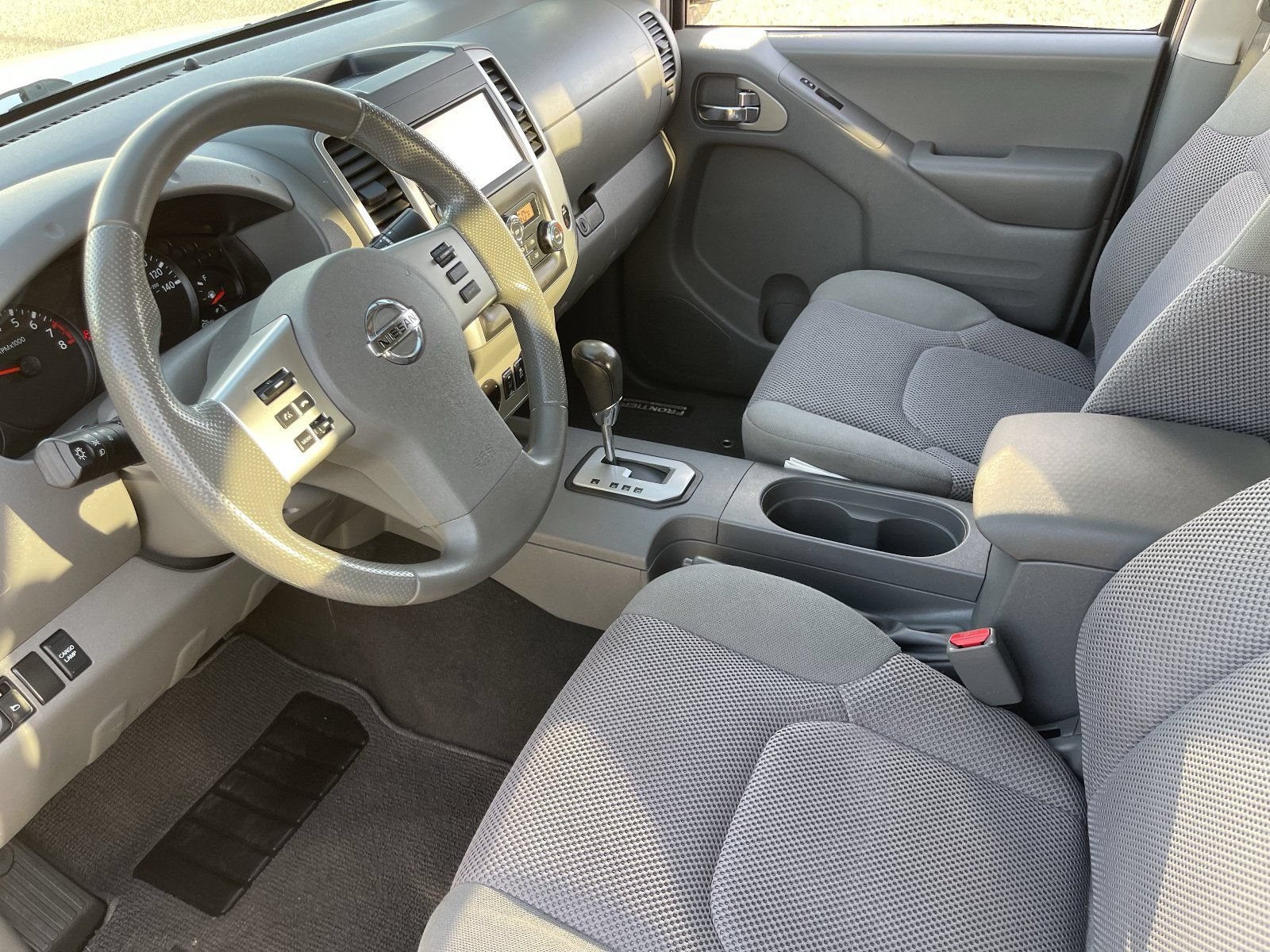 Used 2020 Nissan Frontier SV w/ Midnight Edition Floor Mats RWD image 19