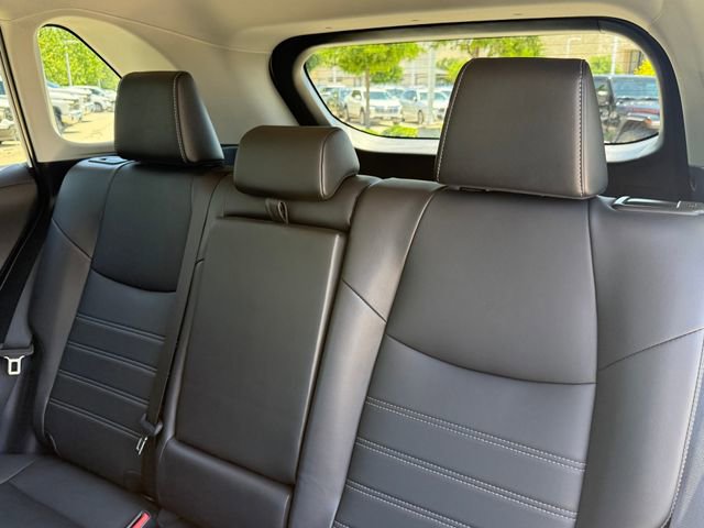 Used 2022 Toyota RAV4 XLE Premium FWD image 27