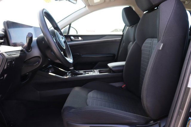 Used 2025 Kia K5 LXS FWD image 11