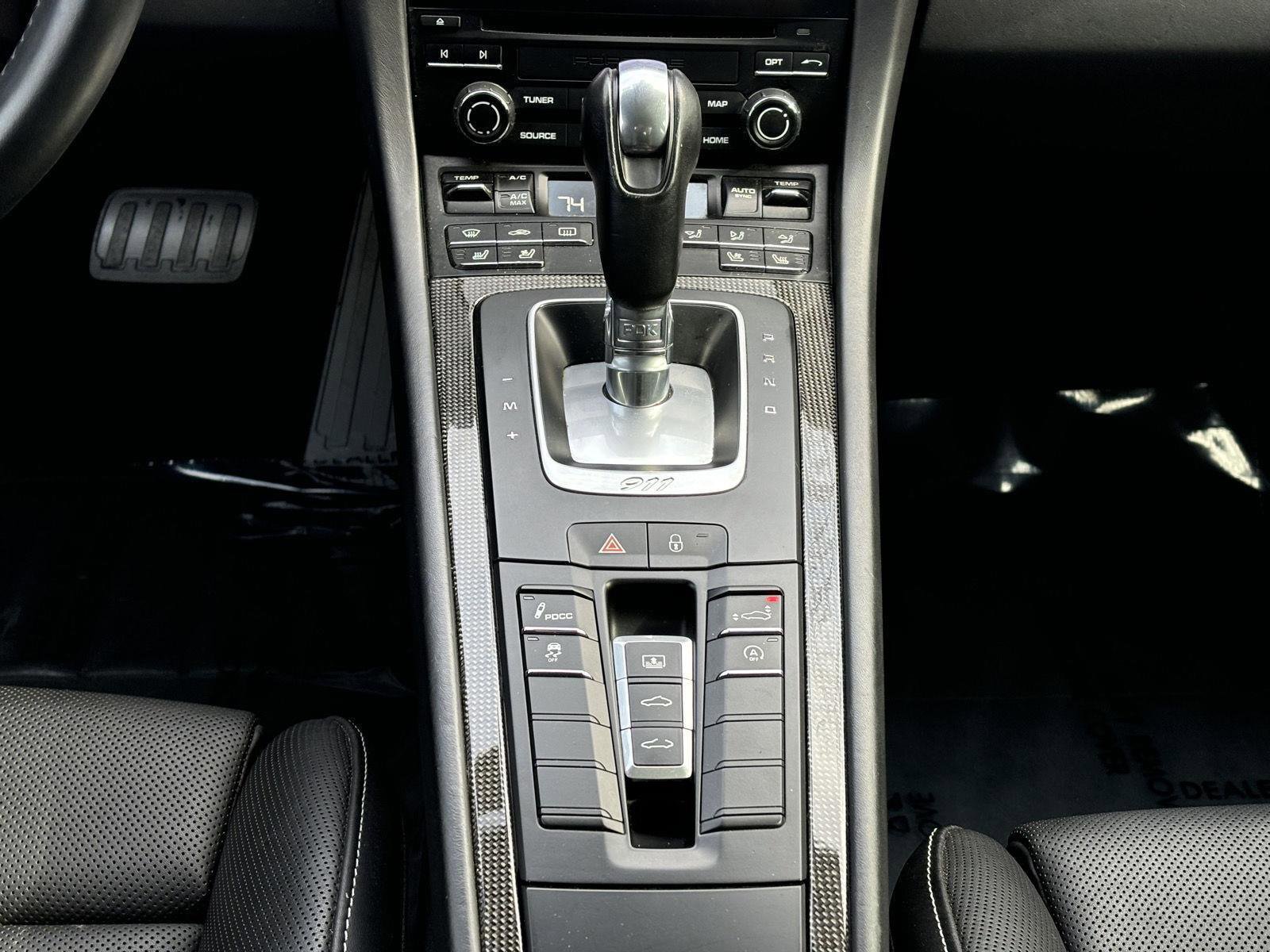 Used 2017 Porsche 911 Turbo S image 39