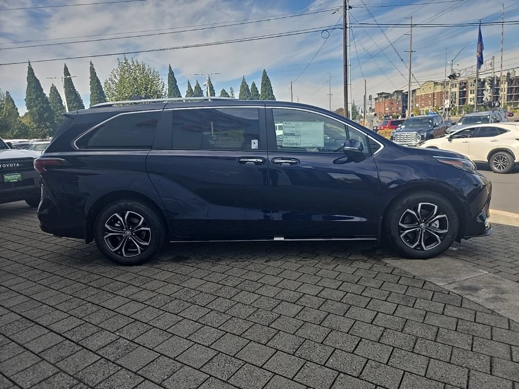 New 2026 Toyota Sienna Platinum AWD/4WD image 6