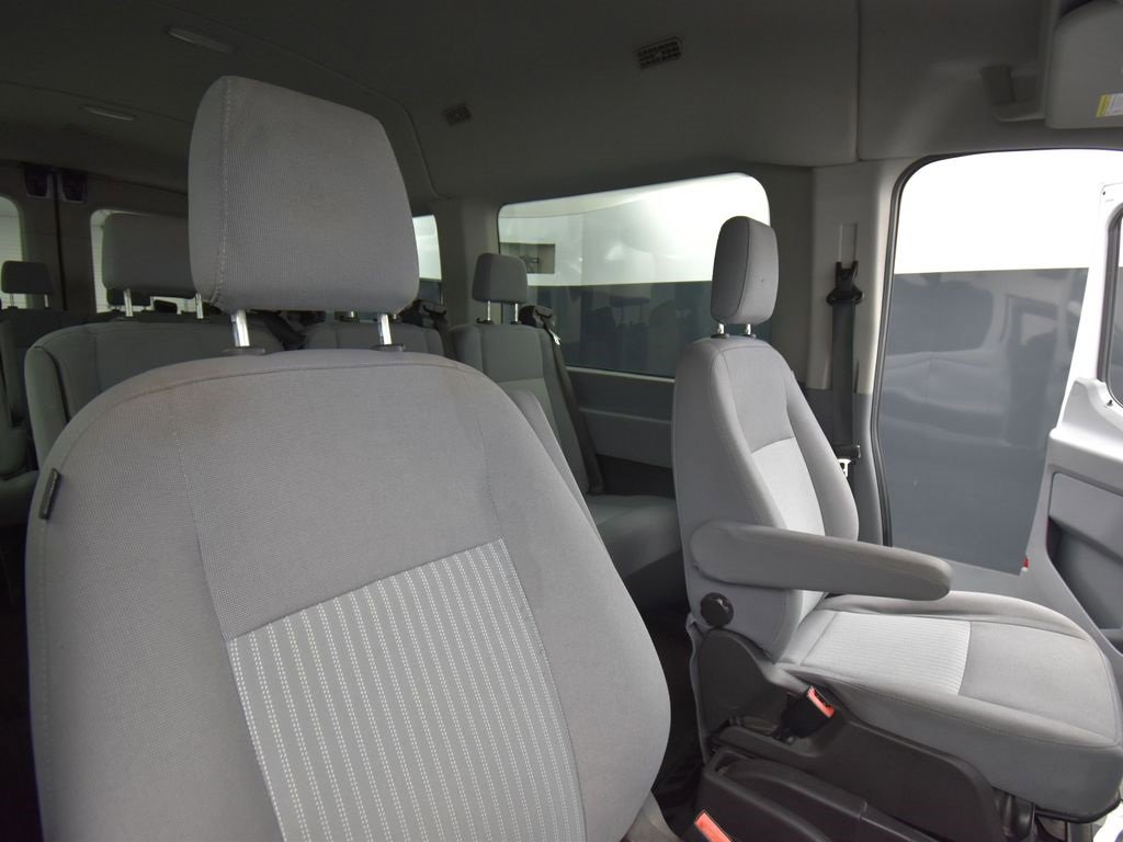 Used 2019 Ford Transit 350 XLT image 14