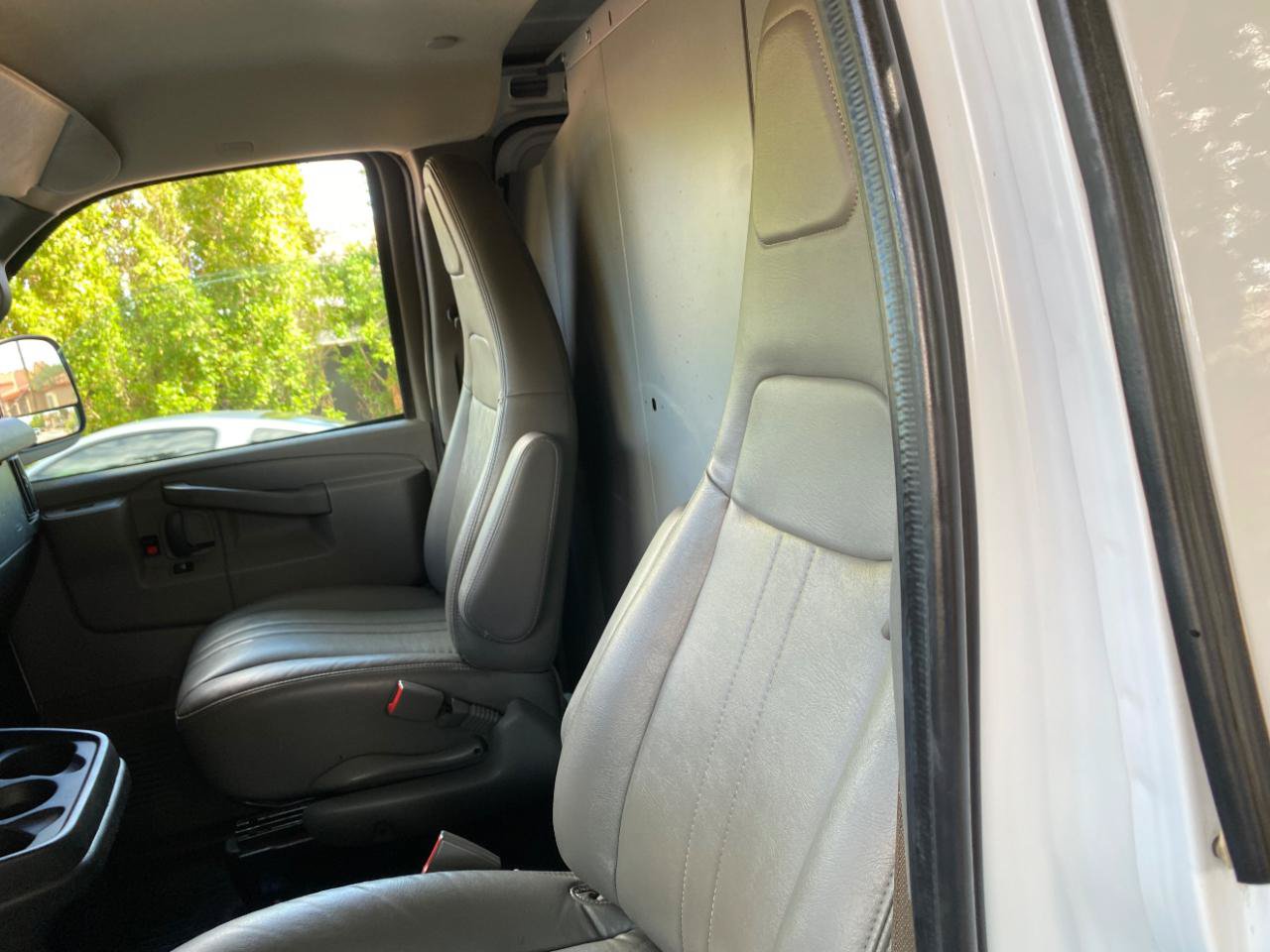 Used 2021 Chevrolet Express 2500 Extended w/ Driver Convenience Package RWD image 26