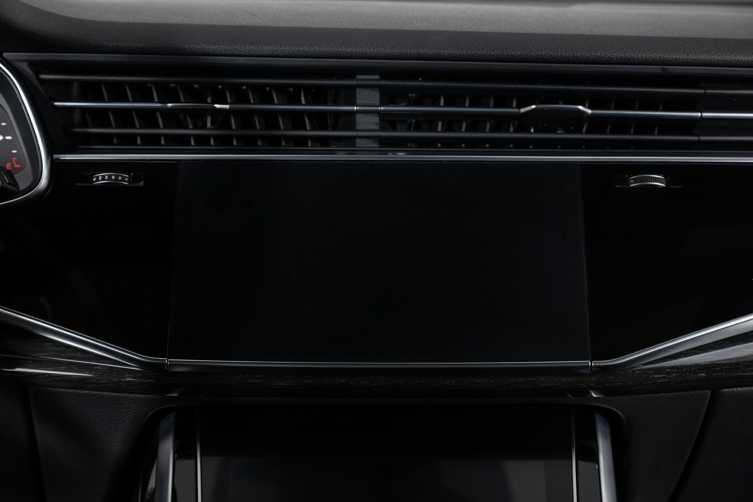 Used 2021 Audi Q7 2.0T Premium w/ Convenience Package AWD/4WD image 43