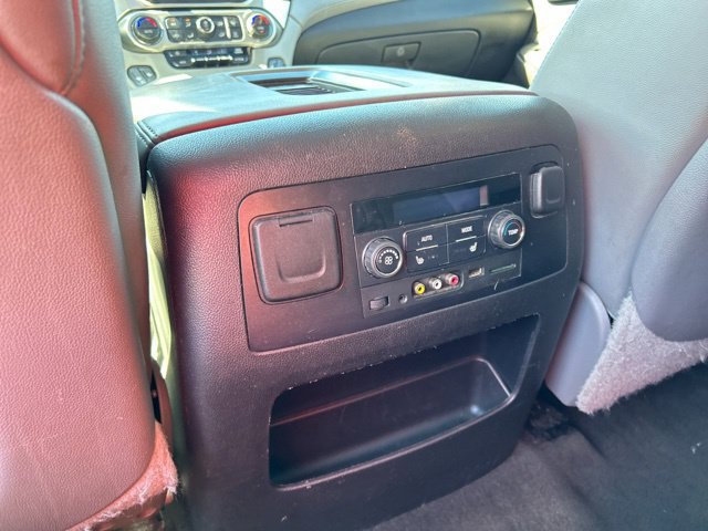 Used 2015 Chevrolet Suburban LT w/ Luxury Package AWD/4WD image 26