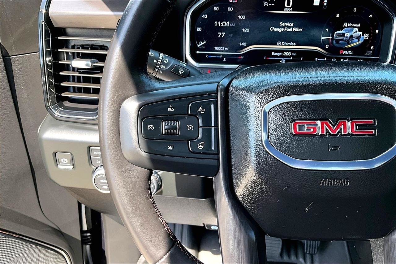 Used 2025 GMC Sierra 2500 AT4X AWD/4WD image 12
