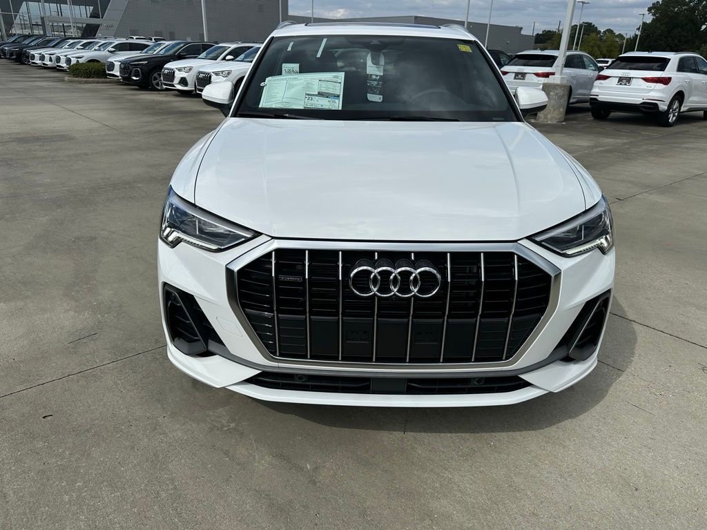 New 2025 Audi Q3 2.0T Premium Plus w/ Premium Plus Package image 2