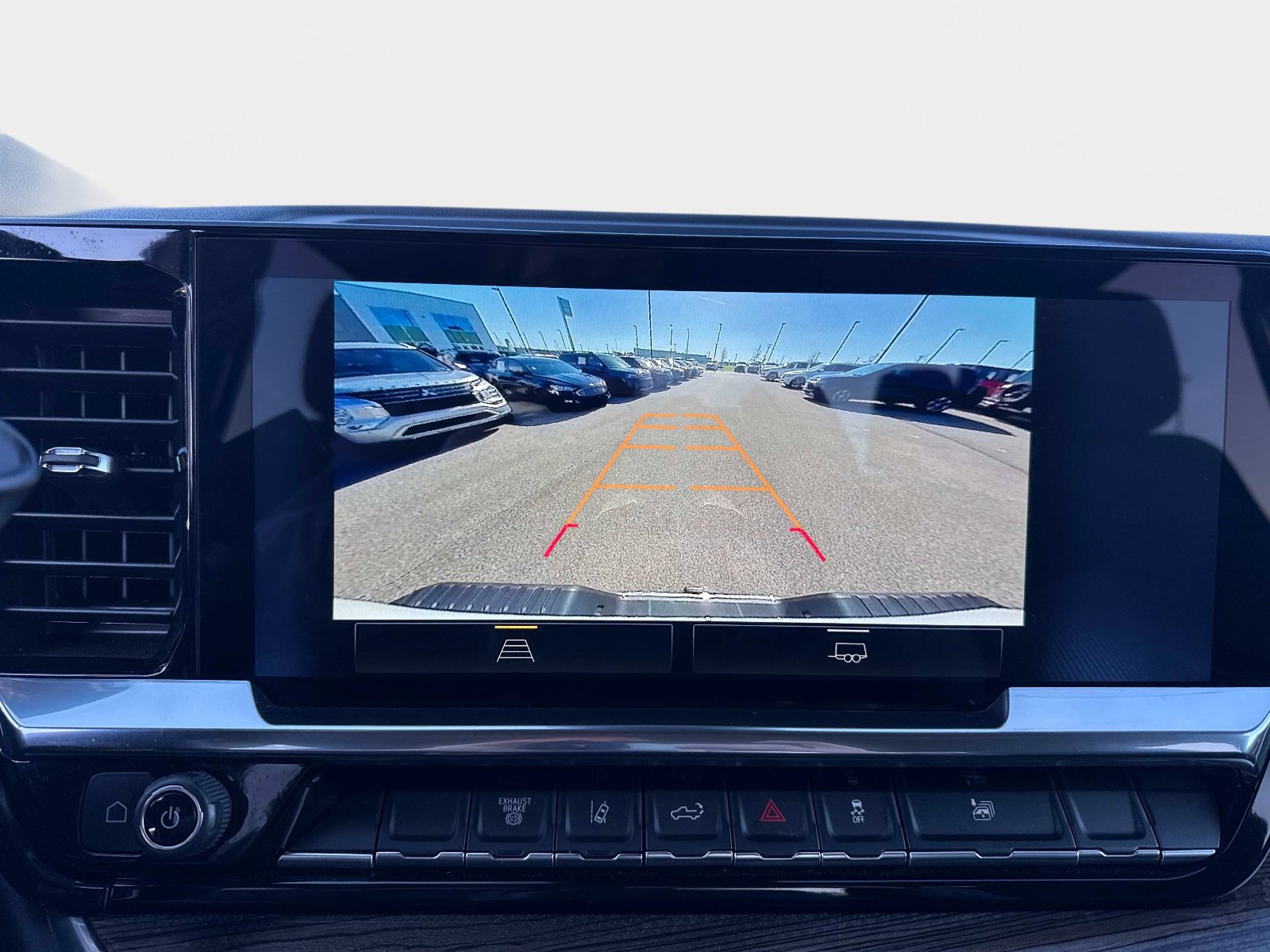 Used 2025 Chevrolet Silverado 2500 LT w/ Convenience Package AWD/4WD image 24