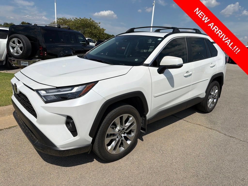 Used 2025 Toyota RAV4 XLE Premium FWD image 1