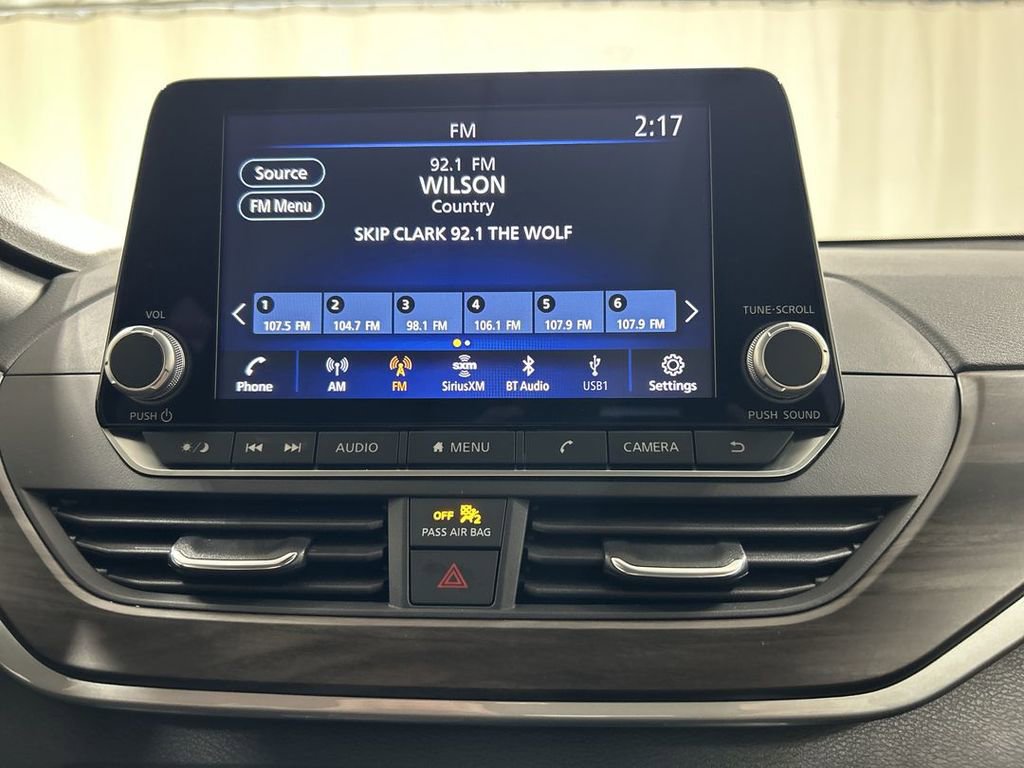 Used 2023 Nissan Altima 2.5 SV image 16