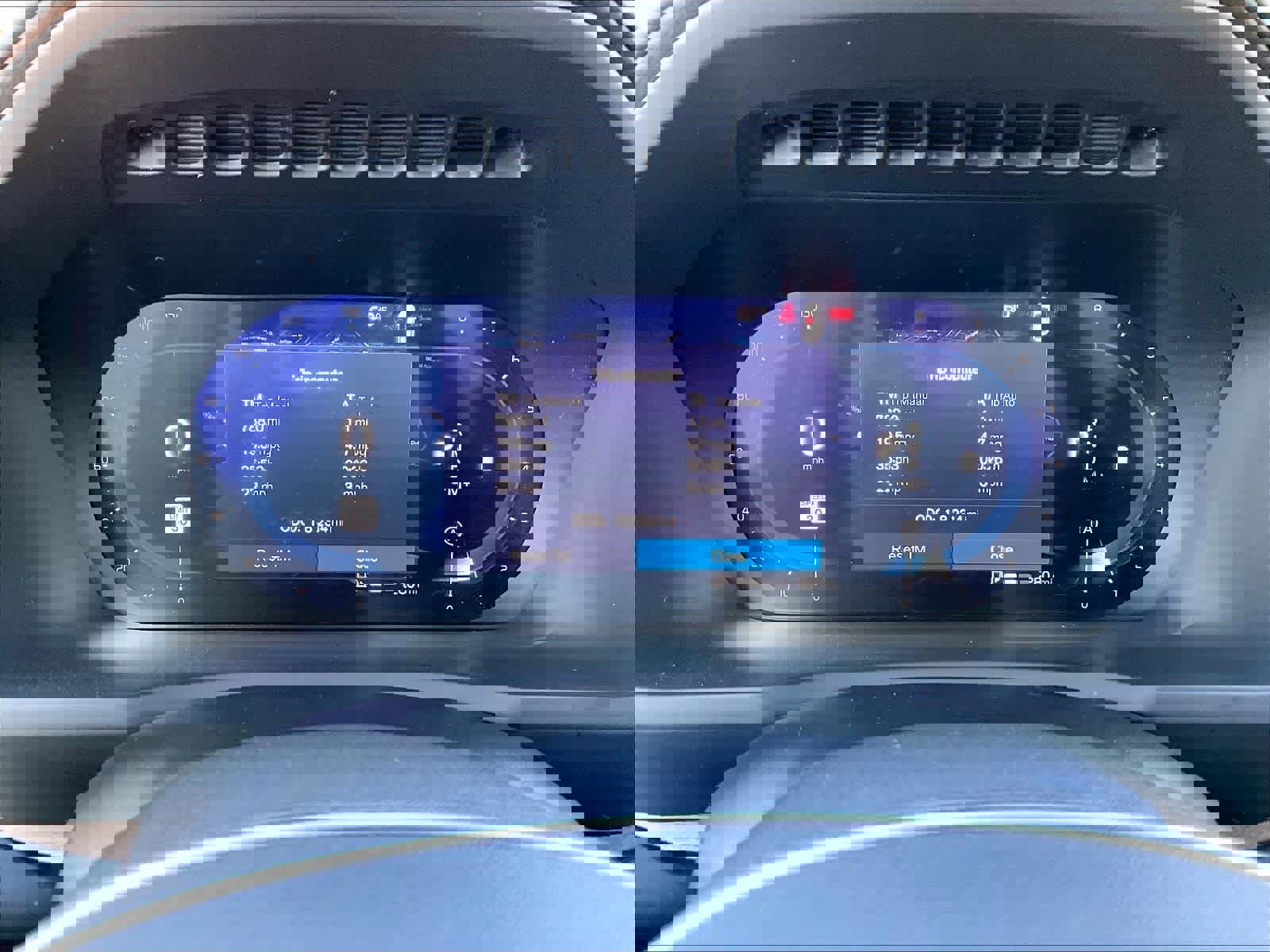 Used 2025 Volvo XC90 B6 Plus image 26