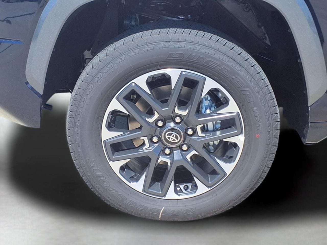 New 2026 Toyota Tundra Limited w/ Limited PVM Package AWD/4WD image 9