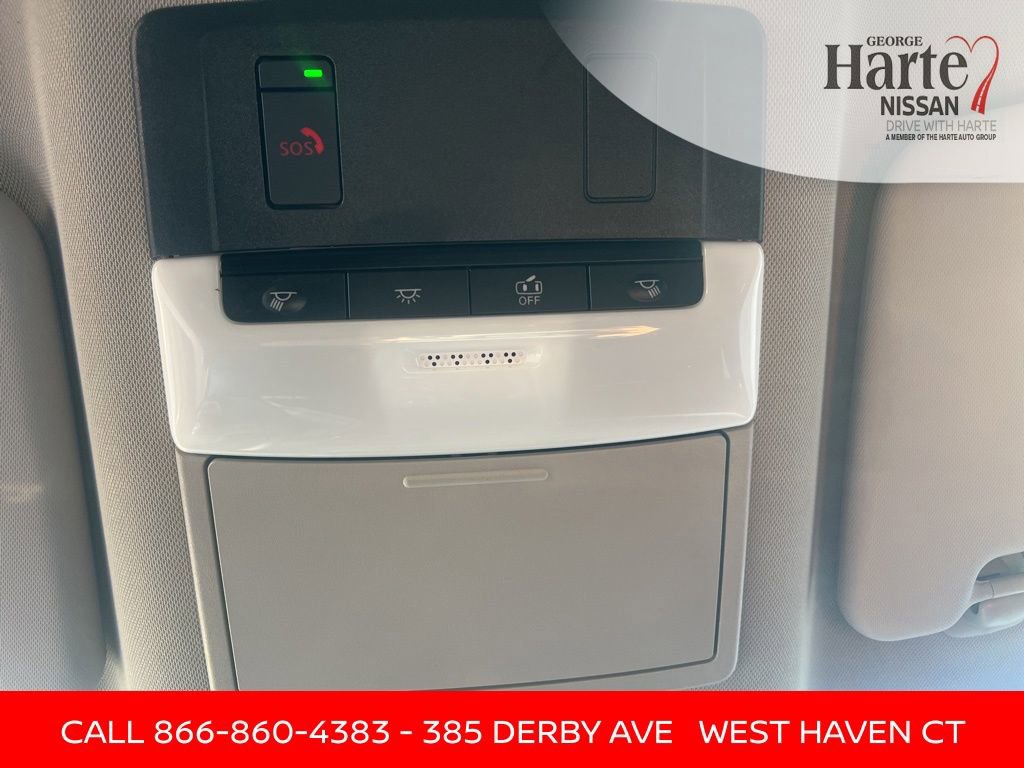 Certified 2025 Nissan Rogue SL image 47