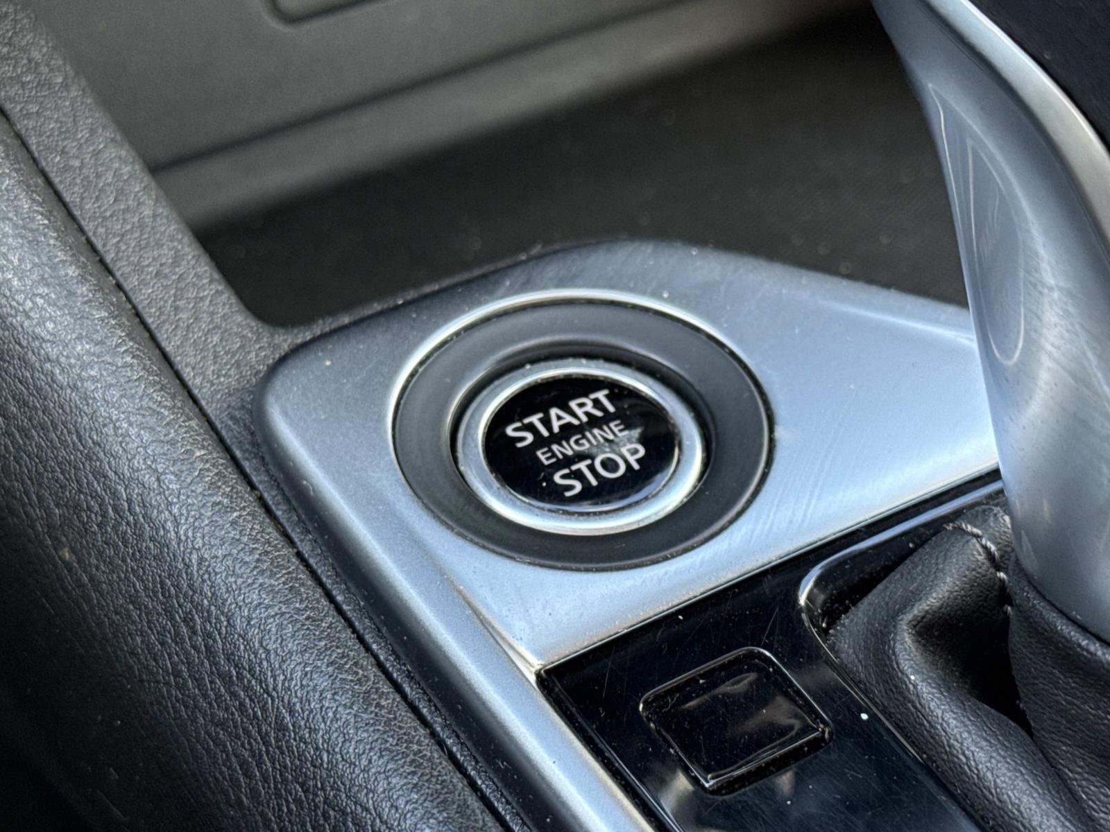 Used 2023 Nissan Sentra SV image 19