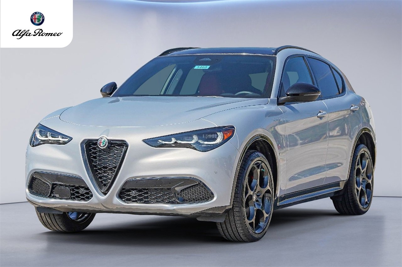 New 2025 Alfa Romeo Stelvio Sprint w/ Veloce Package image 7