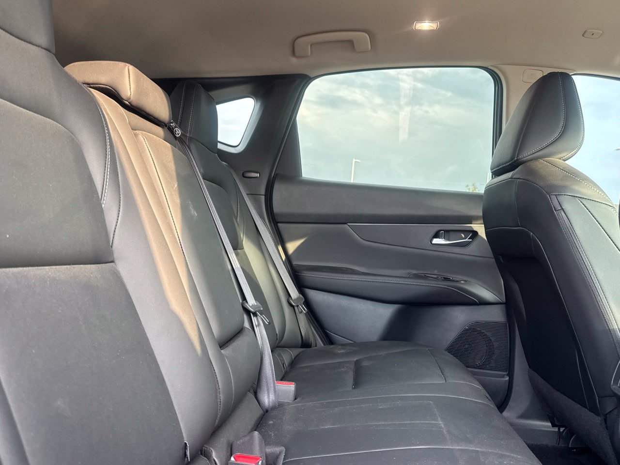 Certified 2025 Nissan Murano SV FWD image 32