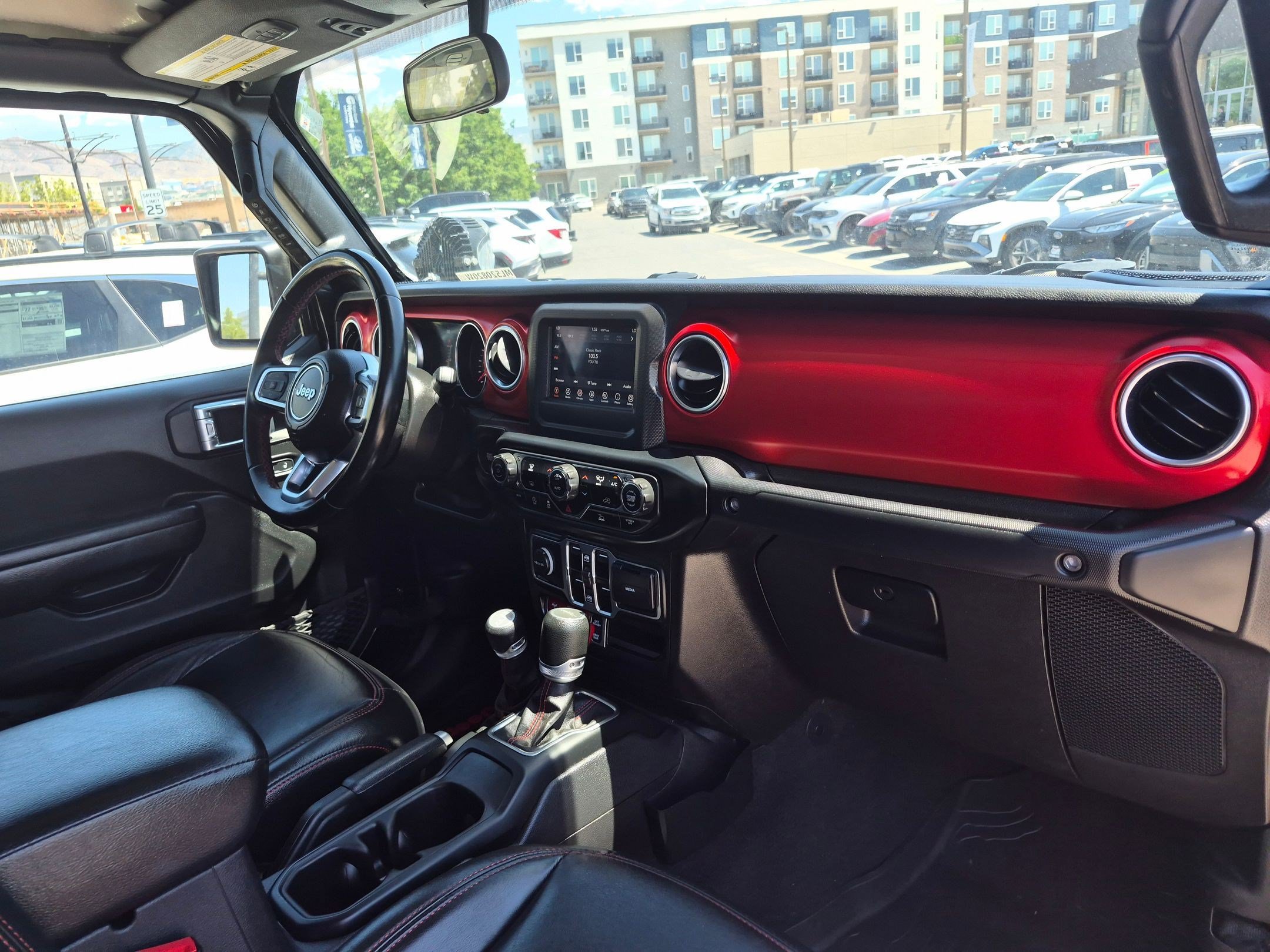 Used 2021 Jeep Gladiator Rubicon w/ Trailer Tow Package AWD/4WD image 30
