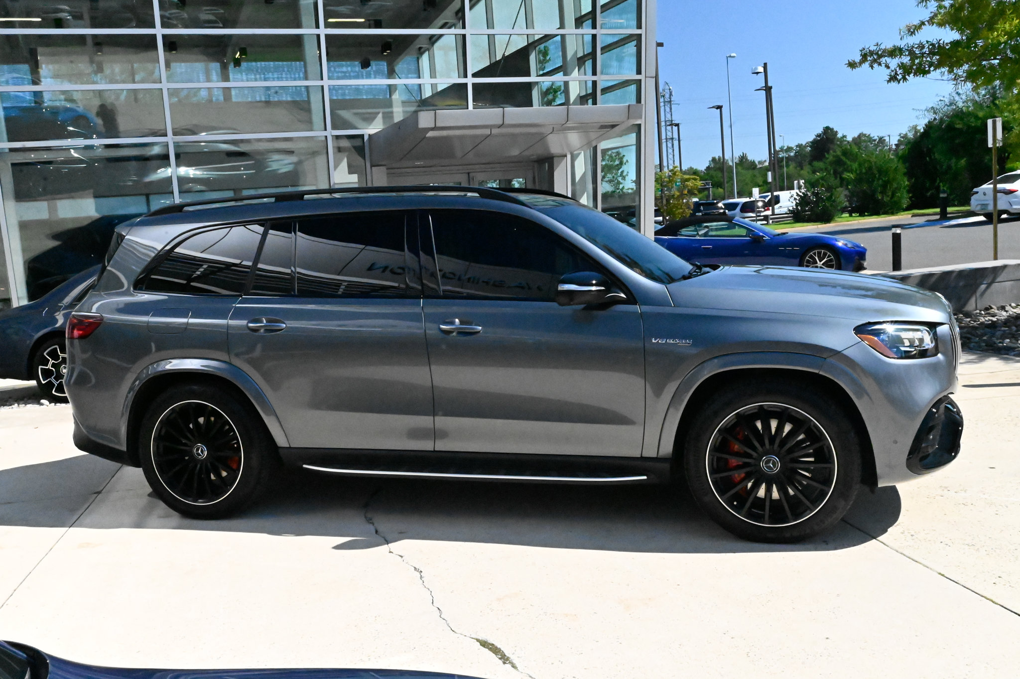 Used 2024 Mercedes-Benz GLS 63 AMG 4MATIC image 4