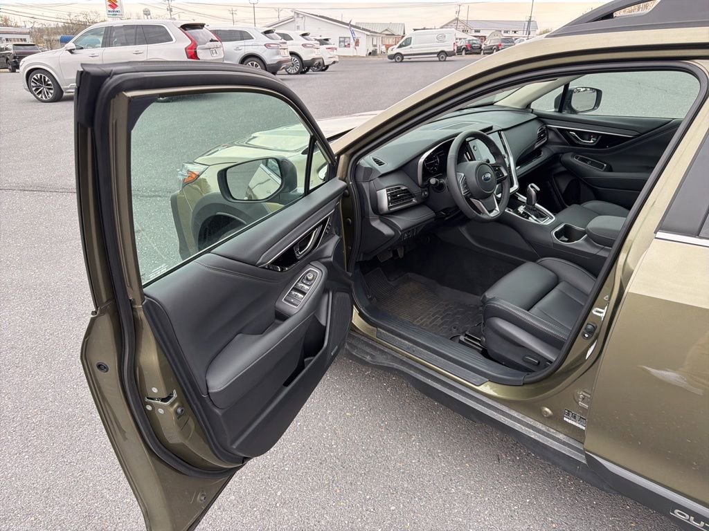 Certified 2025 Subaru Outback Limited image 14
