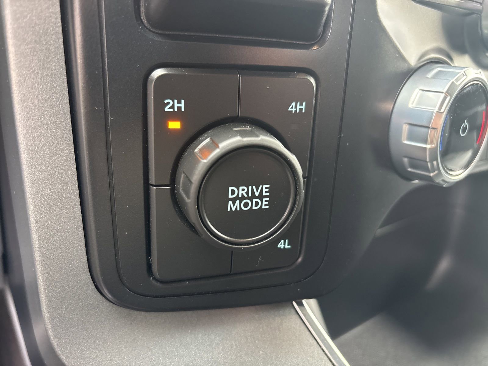 Certified 2022 Ford F150 XLT w/ Equipment Group 302A High image 25