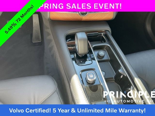 Certified 2024 Volvo XC90 T8 Core image 21