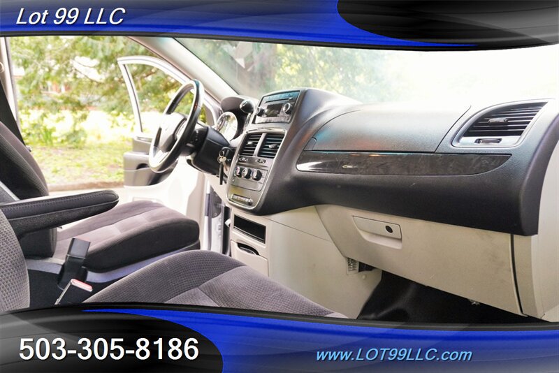 Used 2014 RAM C/V Tradesman w/ UConnect Hands-Free Group FWD image 29