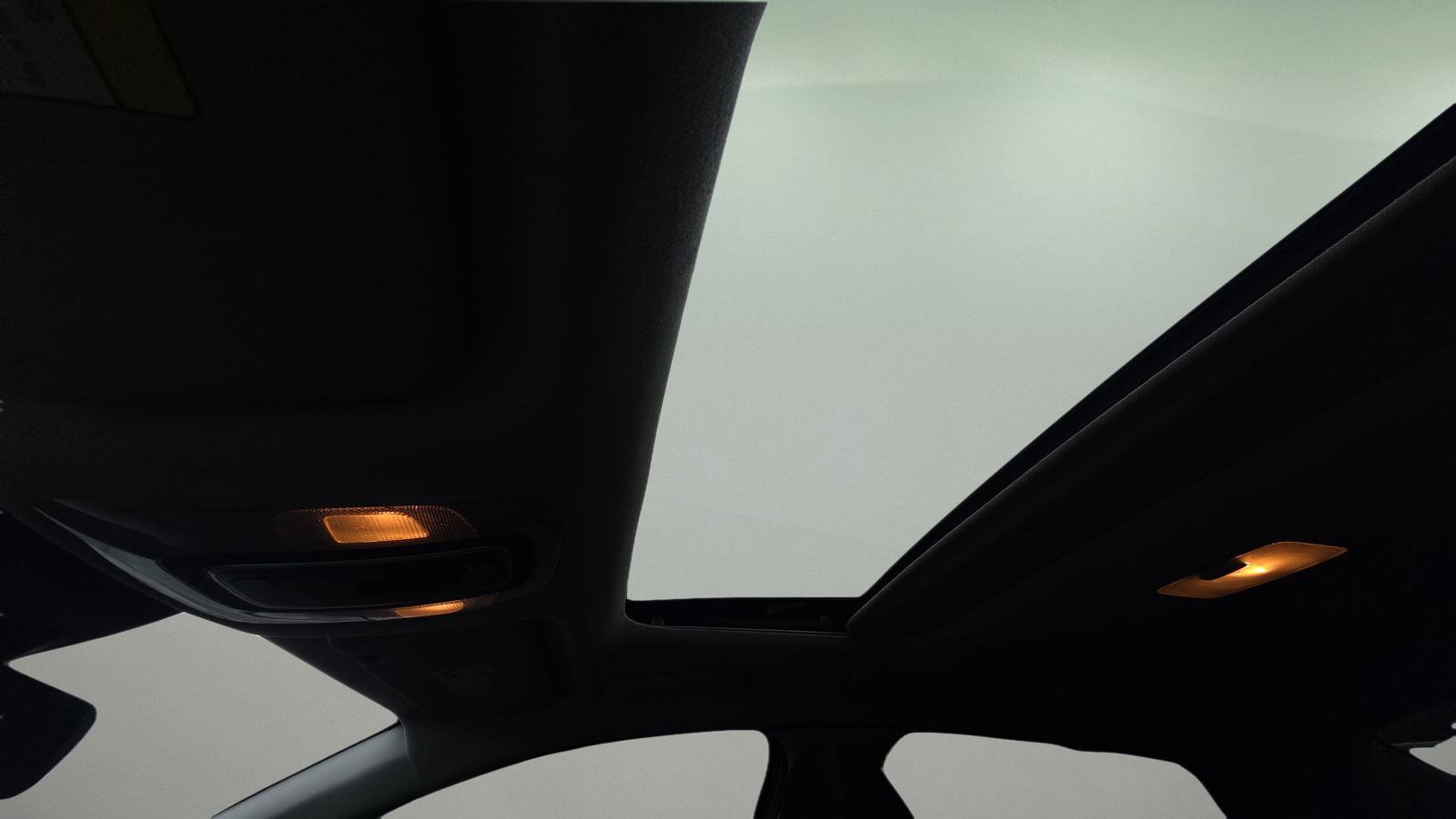 Used 2021 Hyundai Elantra SEL w/ Convenience + Premium Package FWD image 21
