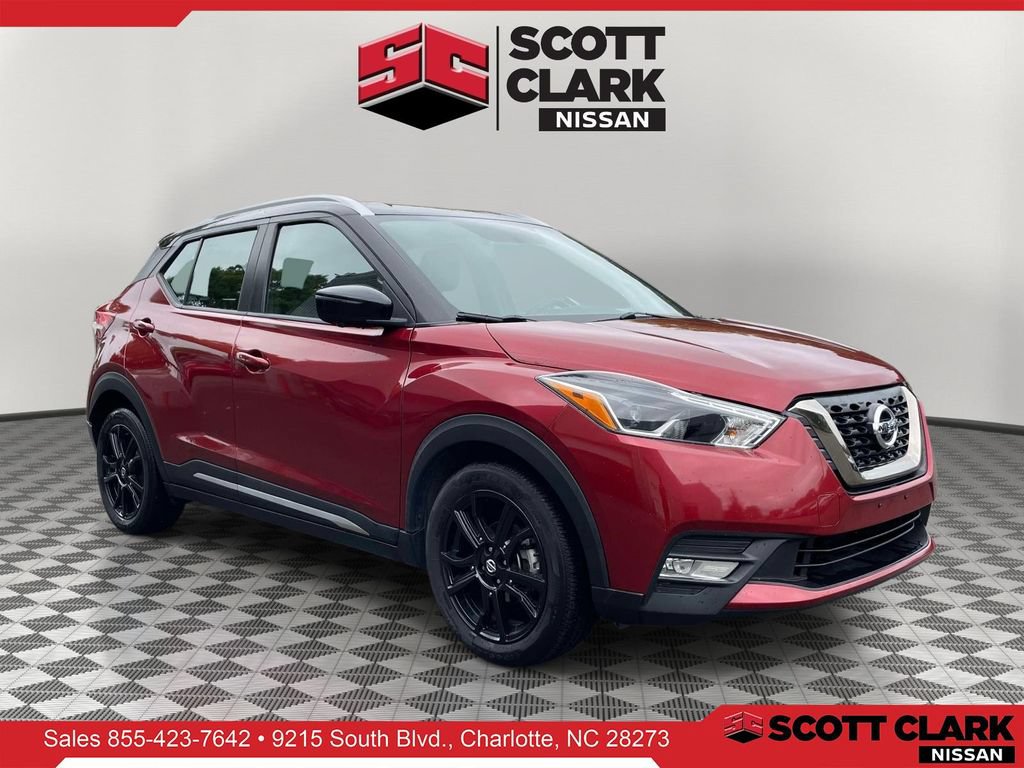 Used 2019 Nissan Kicks SR w/ SR Premium Package FWD image 1