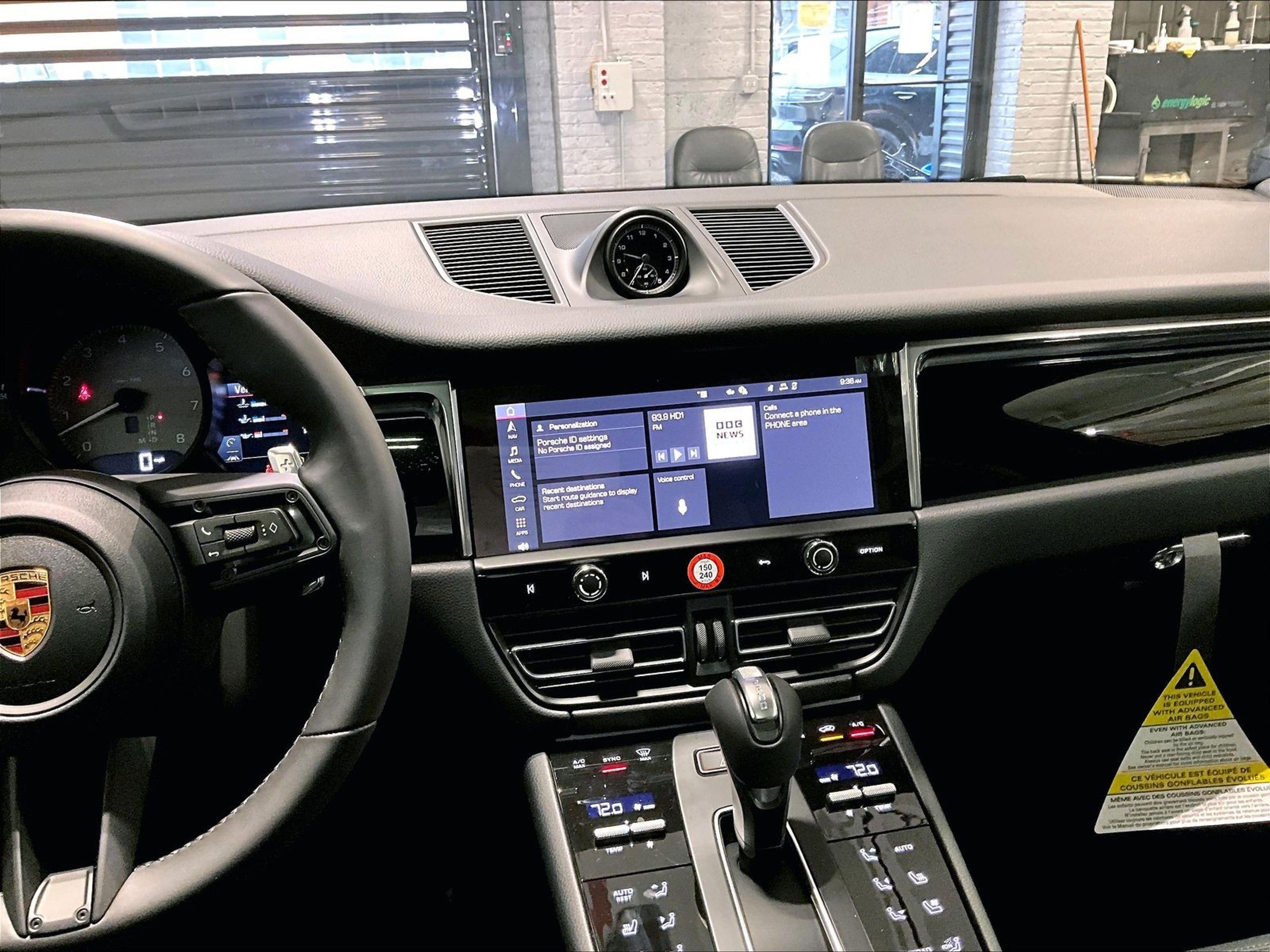 New 2026 Porsche Macan S image 9