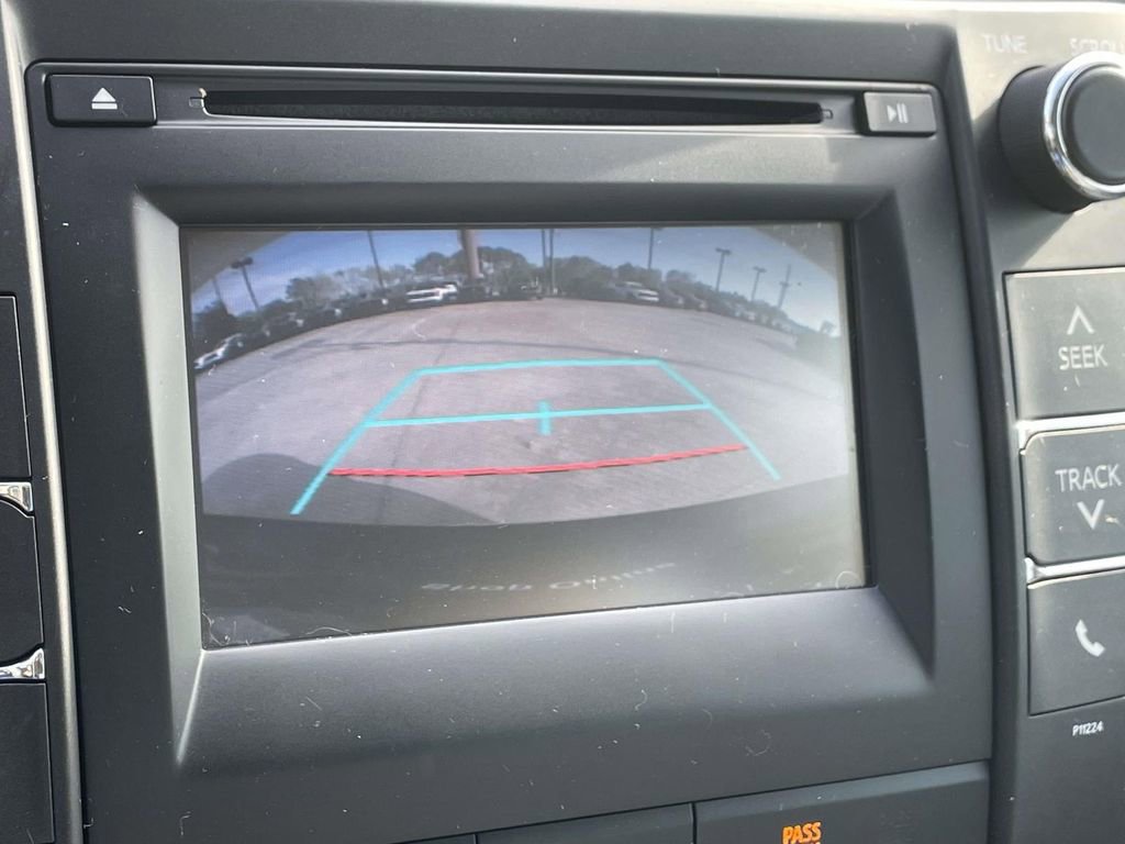 Used 2016 Toyota Camry LE image 26
