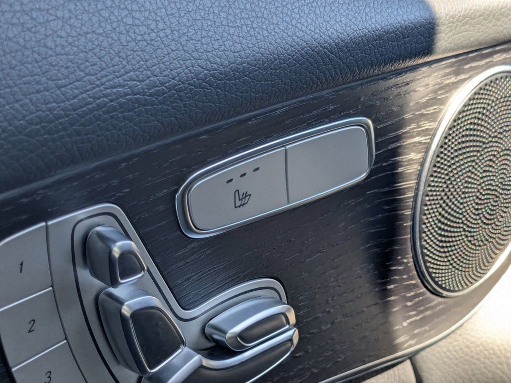 Certified 2022 Mercedes-Benz GLC 300 4MATIC w/ AMG Line image 11