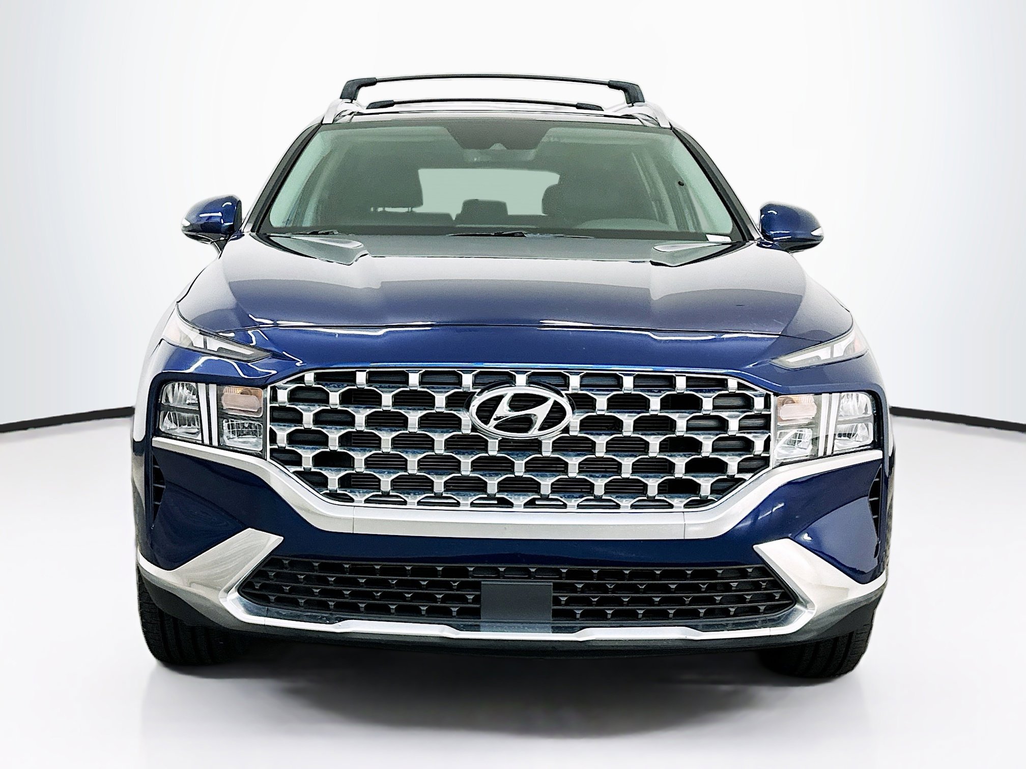 Used 2022 Hyundai Santa Fe SEL w/ Convenience + Premium Package image 2