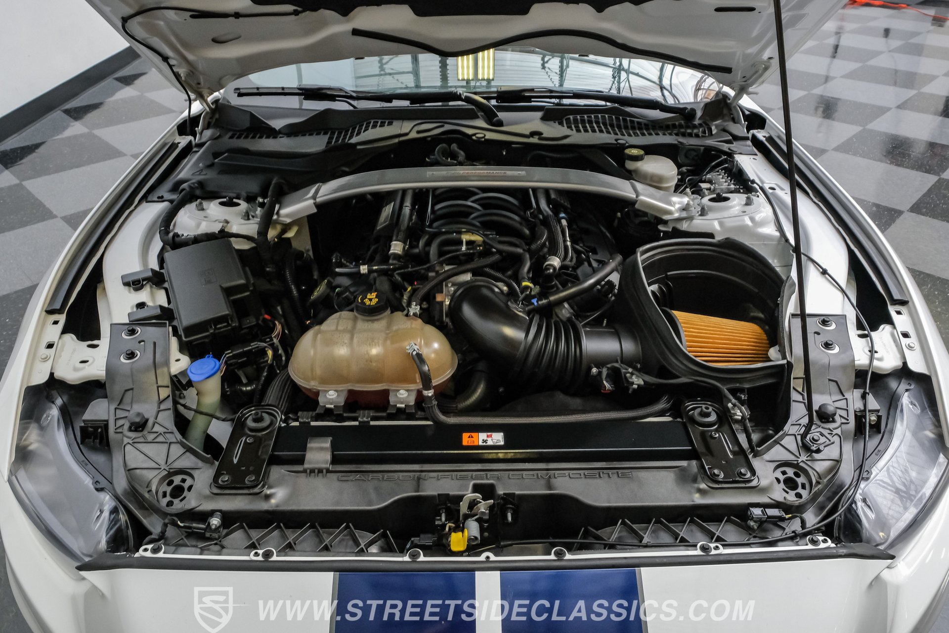Used 2019 Ford Mustang Shelby GT350 w/ Technology Package RWD image 38