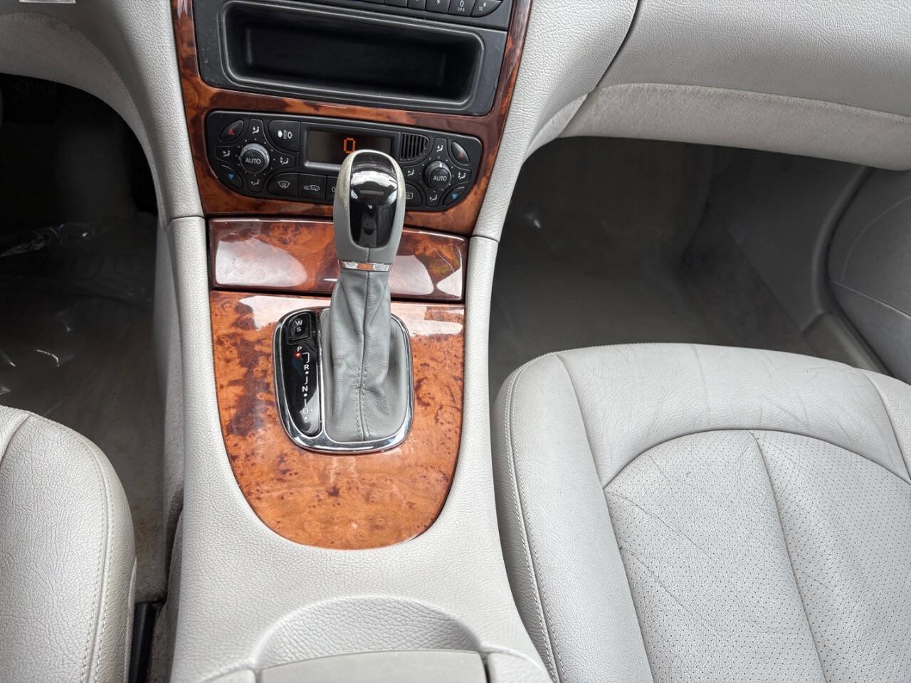 Used 2003 Mercedes-Benz CLK 500 Coupe image 17