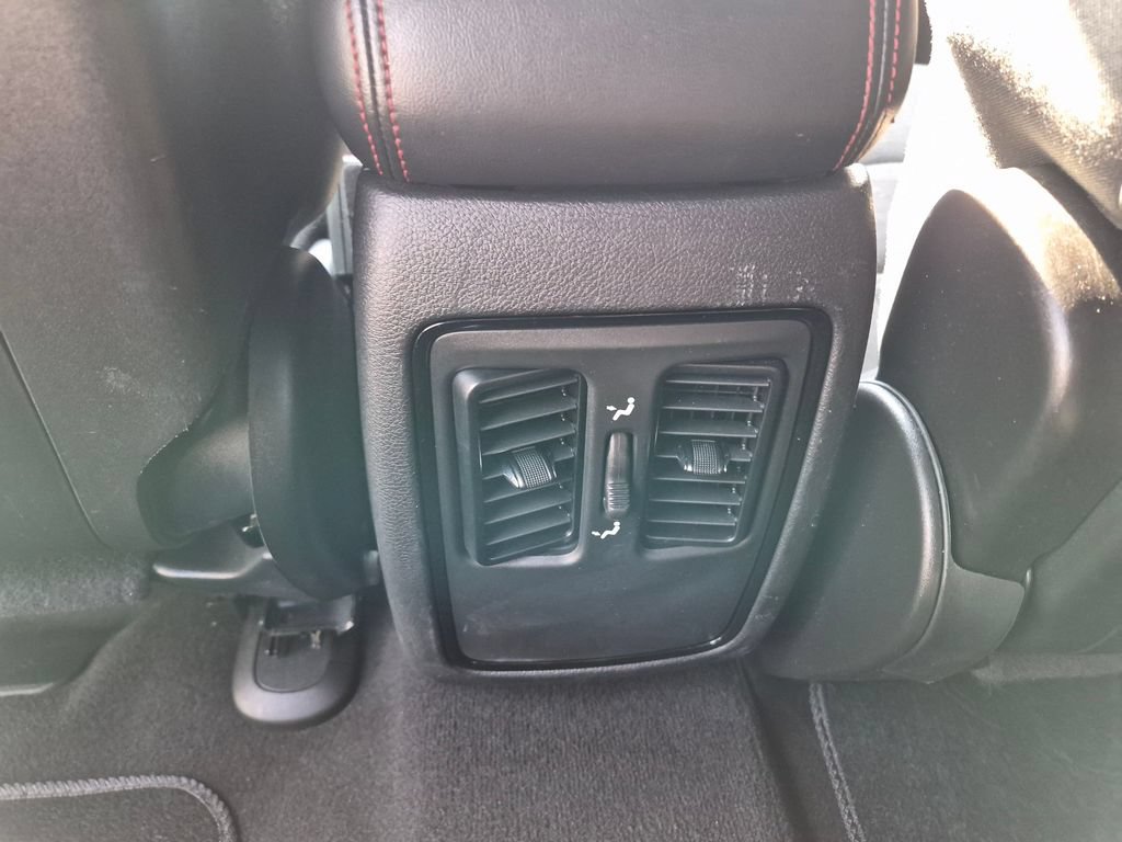Used 2023 Dodge Durango GT RWD image 15