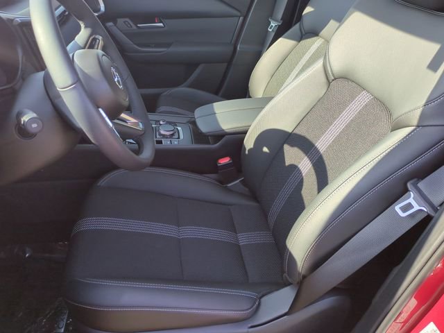 Used 2025 MAZDA CX-50 AWD 2.5 S w/ Weather Package image 11
