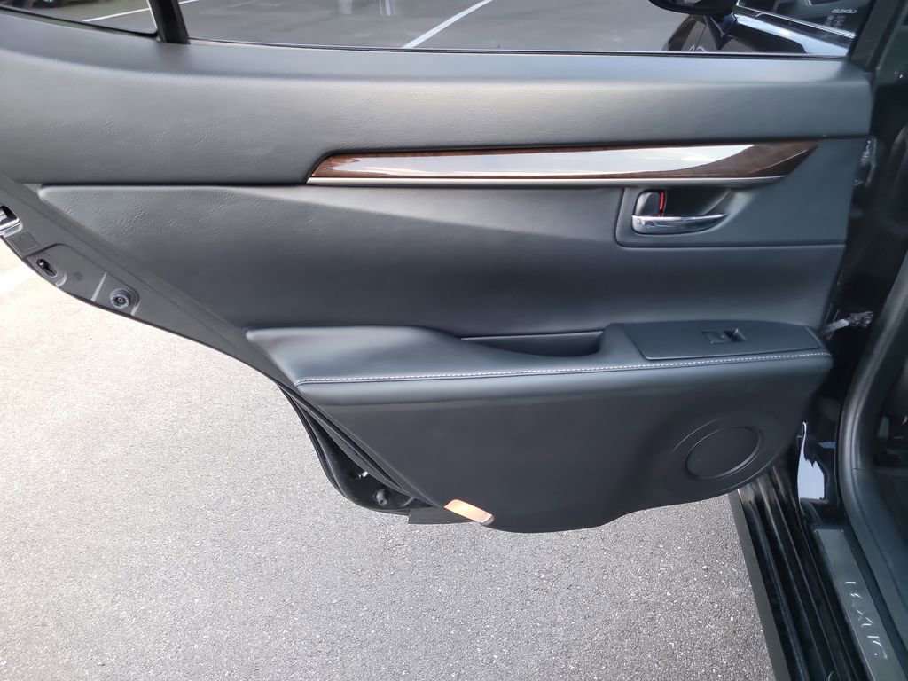 Used 2015 Lexus ES 350 w/ Premium Package image 8