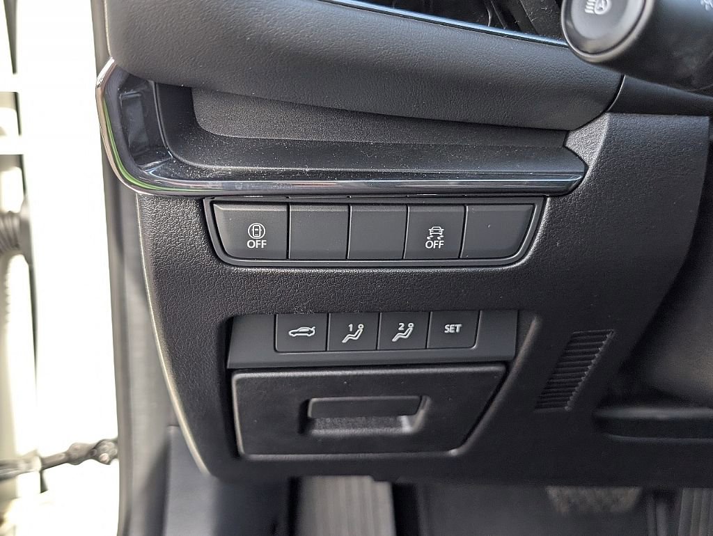 Used 2021 MAZDA MAZDA3 s image 27