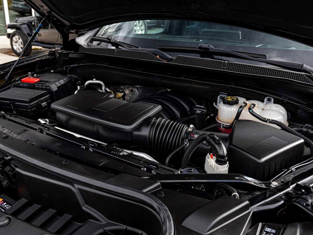 Used 2022 Chevrolet Tahoe RST image 35